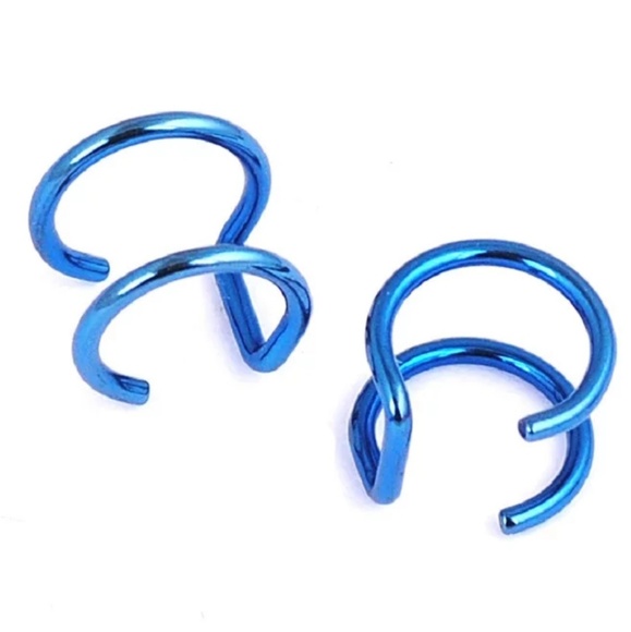 Pair of Double Ear Cuff Clip Earnings Gold Color - Picture 2 of 7